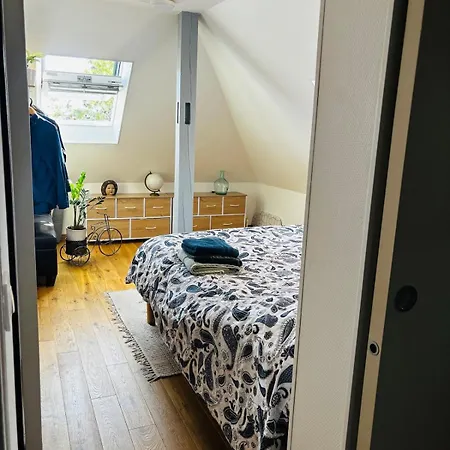 Un Petit Cocon Sous Les Toits Apartment *